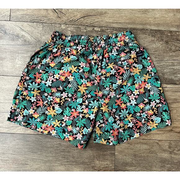 Chubbies The Bloomerangs XS 5.5” Inseam Black Floral Classic Swim Trunk - Picture 7 of 9